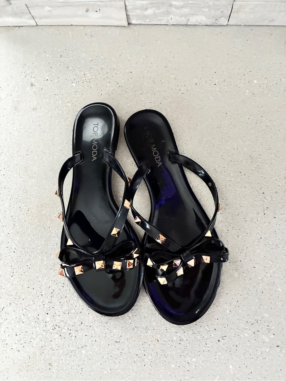 TOP Moda Black Jelly Studded Slide Sandals